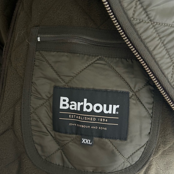 NWT Barbour Polarquilt Vest 2XL - Picture 6 of 8